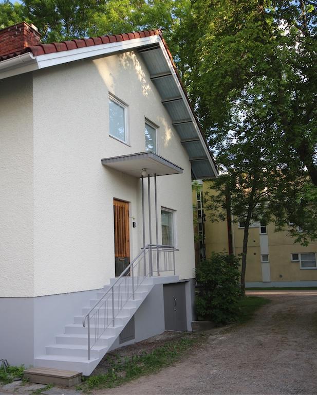 Majoitushuoneisto Tuomipuisto Apartment Наантали Екстериор снимка